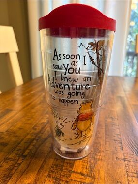 tervis Winnie the Pooh Tumbler with Red Lid and Character Art